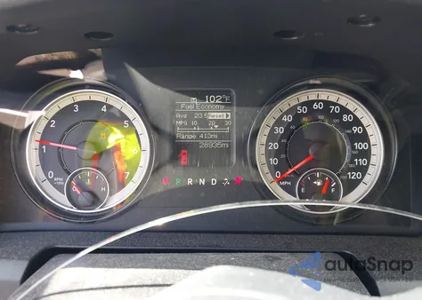 2016 Ram 1500 Tradesman из США, поврежденный, VIN 3C6JR6AG6GG153780